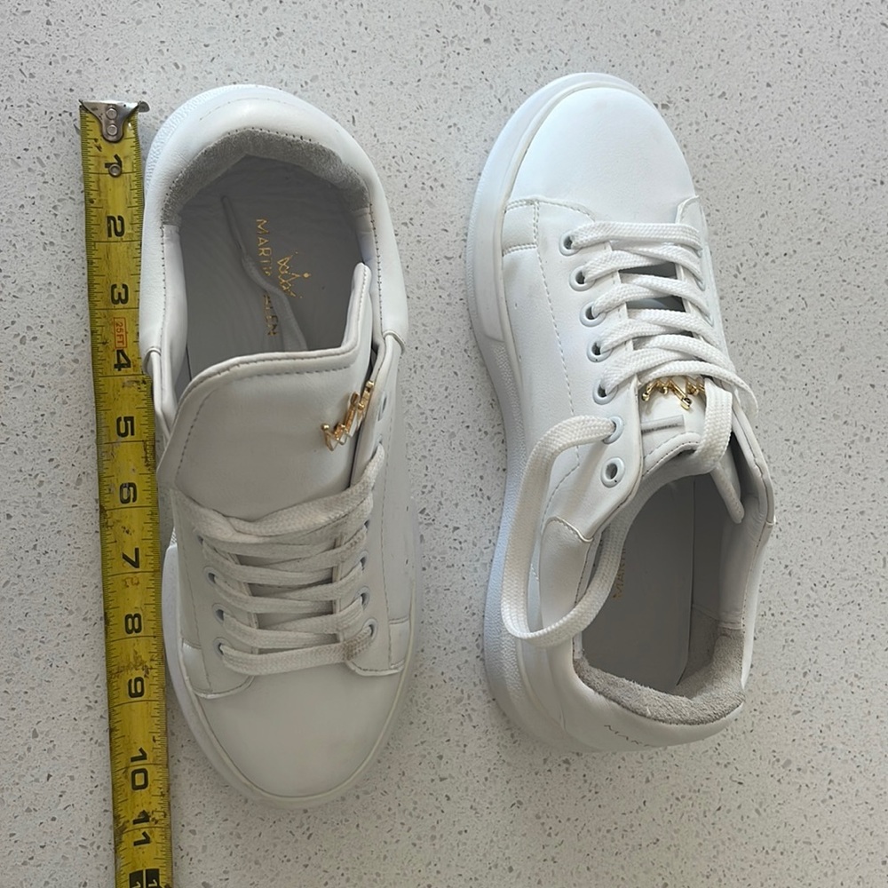 New Martin Valen Sneakers size 38